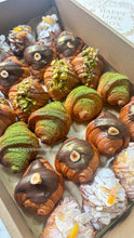 Load image into Gallery viewer, Artisan Croissant Box