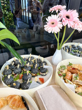 Load image into Gallery viewer, Mini Charcoal Bun Chicken Sliders