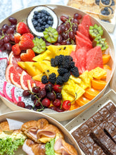 Load image into Gallery viewer, Hearty Fruits Platter