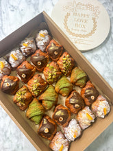 Load image into Gallery viewer, Artisan Croissant Box