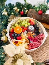 Load image into Gallery viewer, Magical Christmas Box