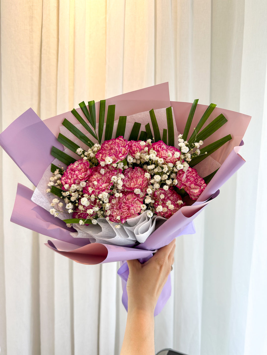Carnation Bouquet (10 stalks)